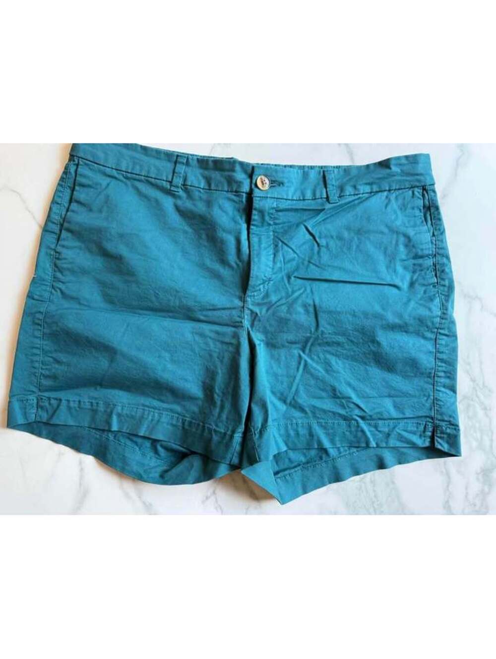 Old Navy women’s shorts size 16
